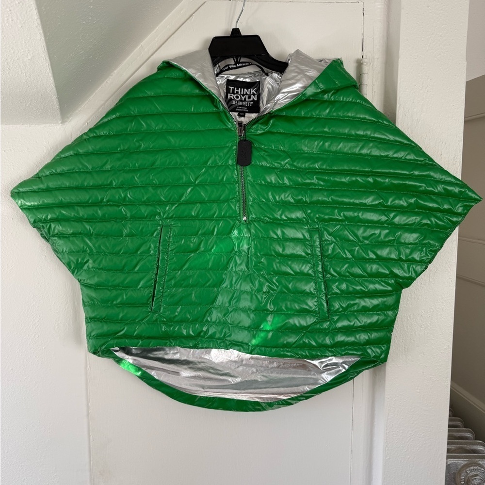 Think Royln Green Hi Low Lexington Quilted Poncho Size XS/S